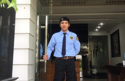 Tìm kiếm thông tin tuyển bảo vệ lương cao, đi làm ngay ở đâu?