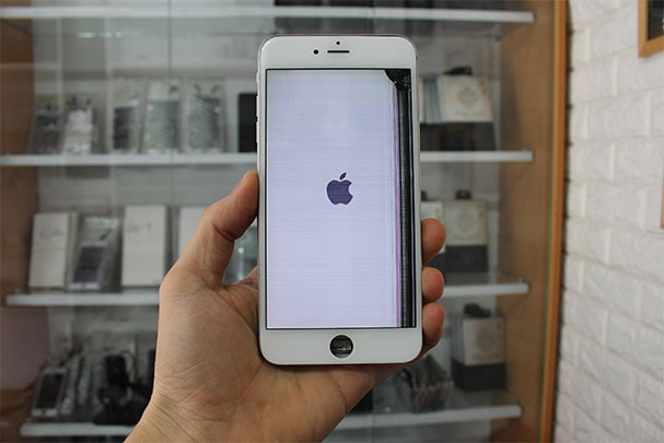 Thay mặt kính iPhone Xs Max tại Thủ Đức TPHCM, chính hãng, giá tốt