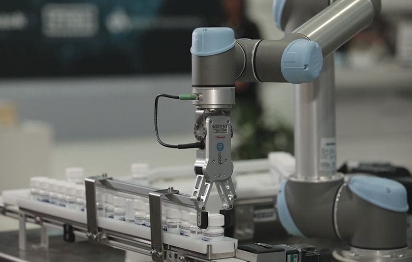Sự trỗi dậy của thị trường robot công nghiệp dược phẩm